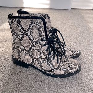 Express brand. Snakeskin boots